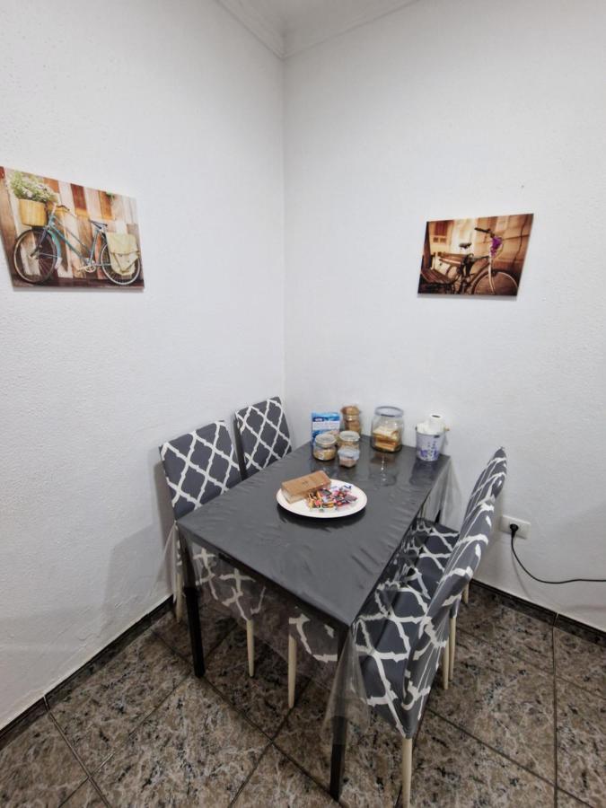 Apartment & Beach - Airport El Burrero Ngoại thất bức ảnh